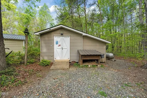 841 Boone Road Burlington NC 27217