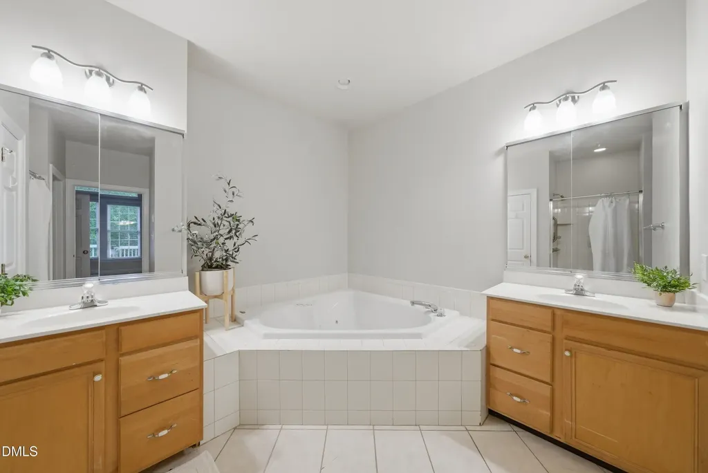 9125 White Eagle Court Raleigh NC 27617