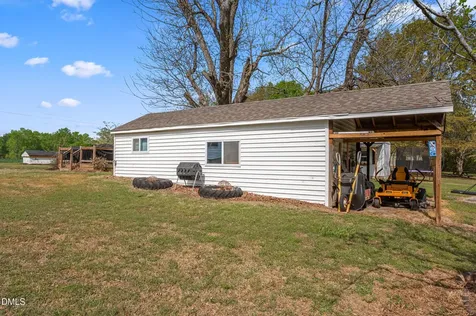 2795 Johnny Baker Road Willow Springs NC 27592
