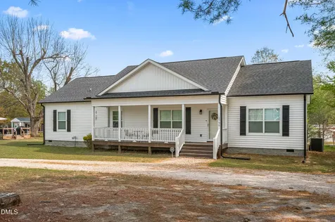 2795 Johnny Baker Road Willow Springs NC 27592