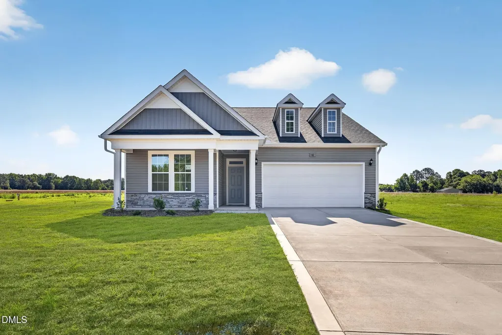 82 Maverick Lane Dunn NC 28334