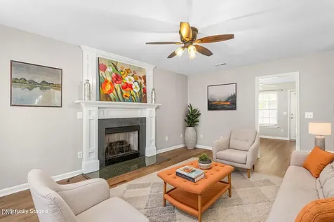 816 Hawthorn Ridge Drive Whitsett NC 27377
