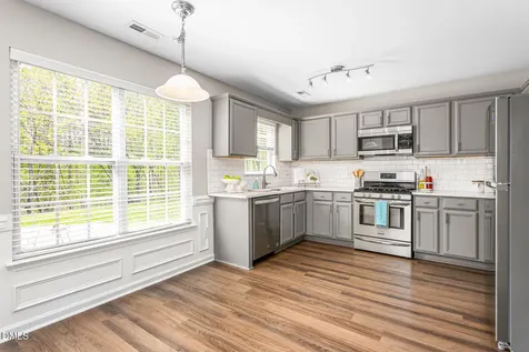 816 Hawthorn Ridge Drive Whitsett NC 27377