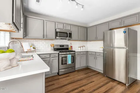 816 Hawthorn Ridge Drive Whitsett NC 27377