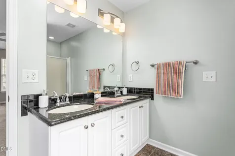 816 Hawthorn Ridge Drive Whitsett NC 27377