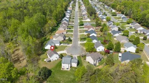816 Hawthorn Ridge Drive Whitsett NC 27377
