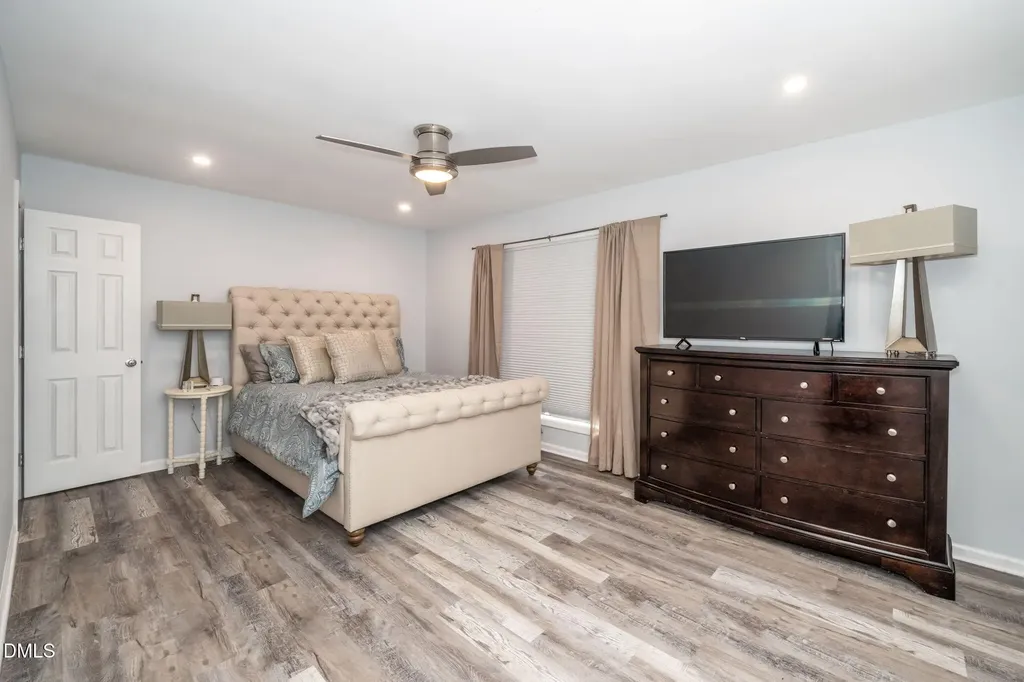 5961 Dixon Drive Raleigh NC 27609
