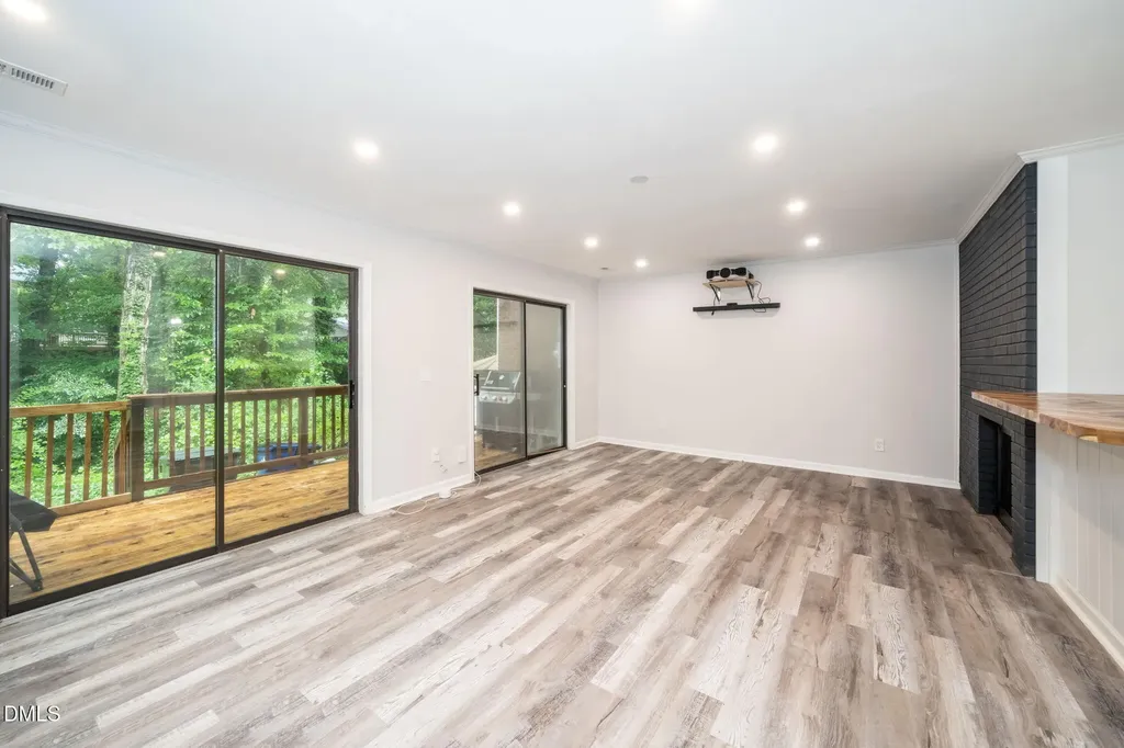 5961 Dixon Drive Raleigh NC 27609