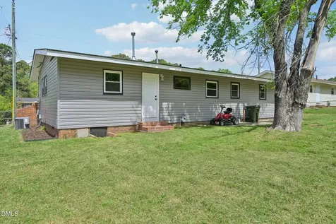 2809 Coronada Parkway Fayetteville NC 28312