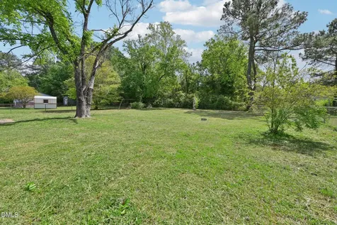 2809 Coronada Parkway Fayetteville NC 28312