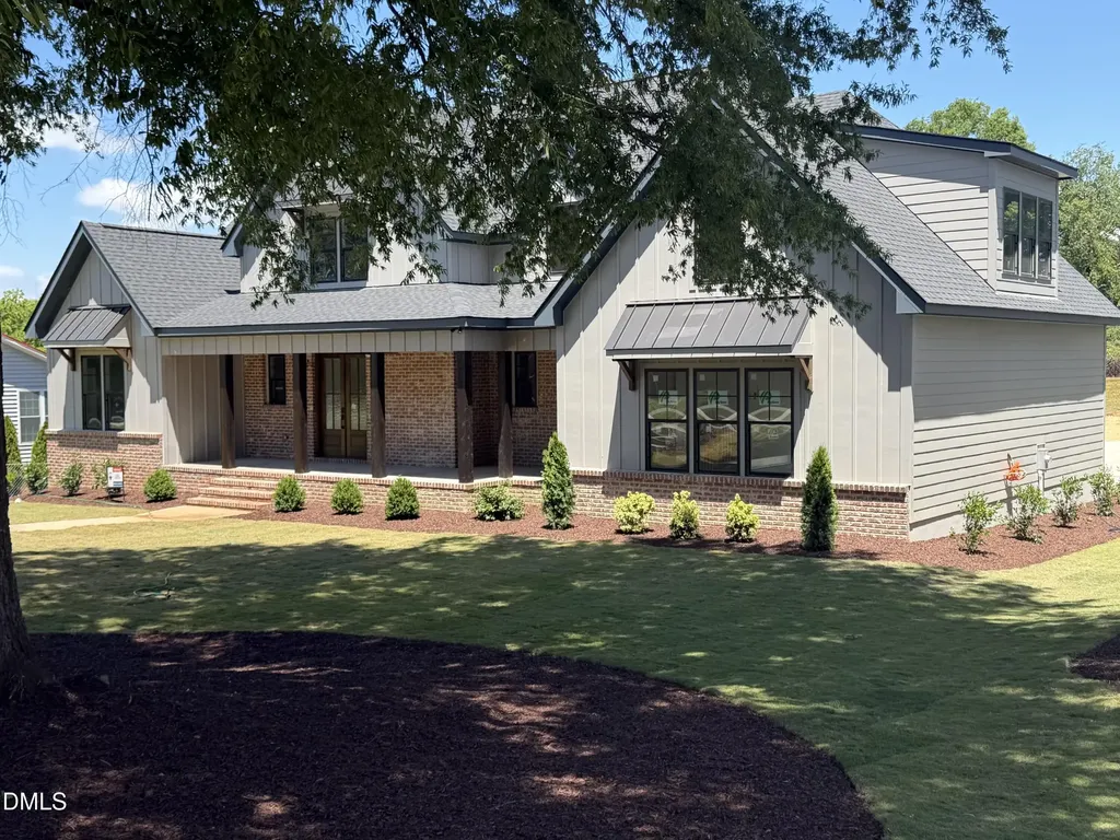 215 Grigsby Avenue Holly Springs NC 27540