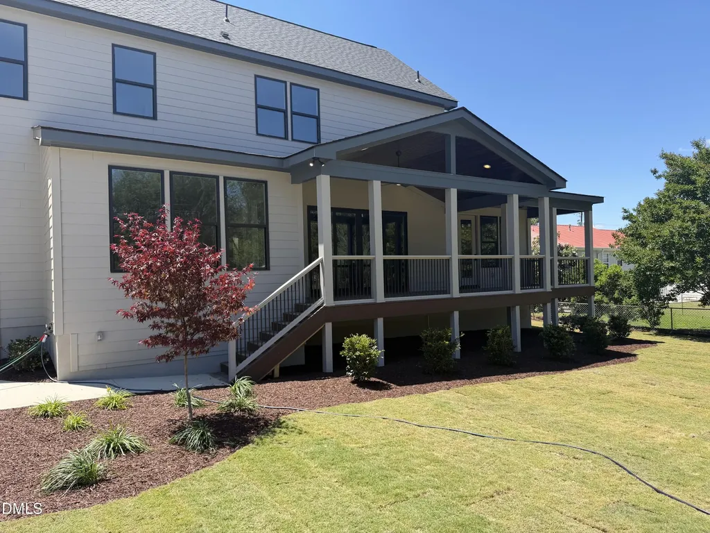 215 Grigsby Avenue Holly Springs NC 27540