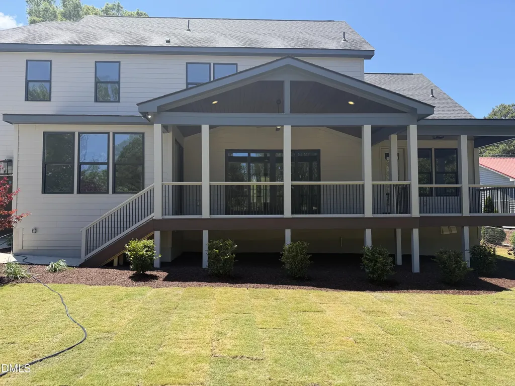 215 Grigsby Avenue Holly Springs NC 27540