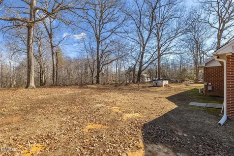 5513 Nc Highway 700 Eden NC 27288