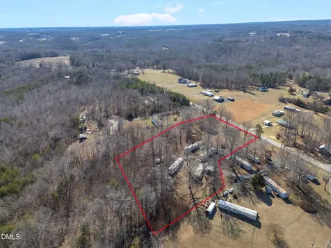 5513 Nc Highway 700 Eden NC 27288