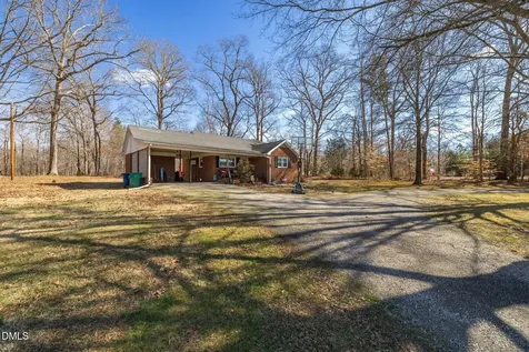 5513 Nc Highway 700 Eden NC 27288