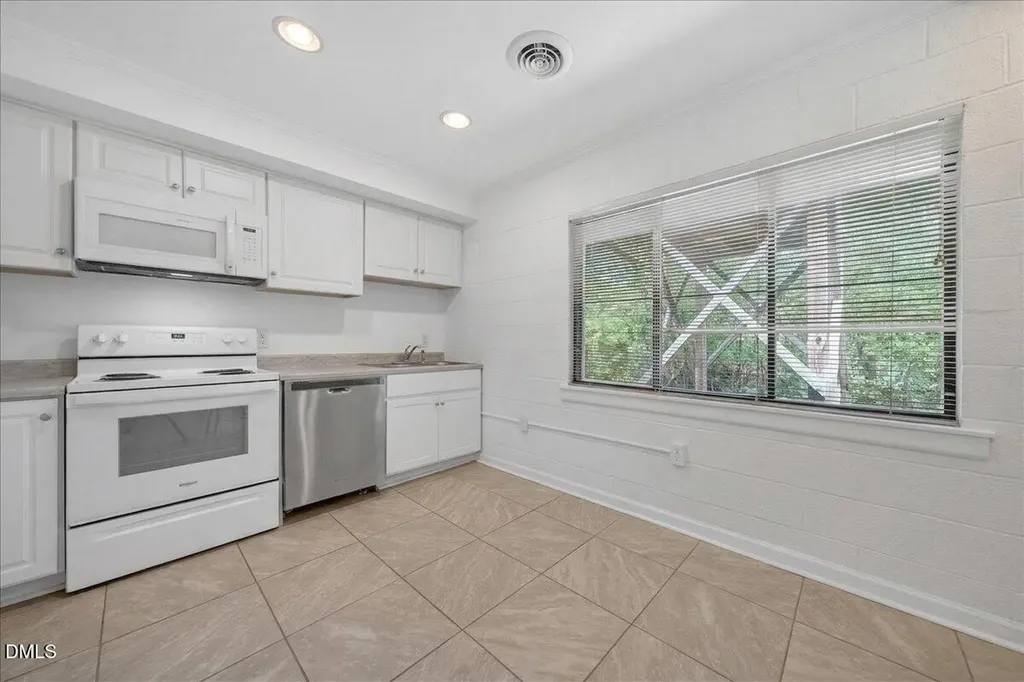 15 Shepherd Lane Chapel Hill NC 27514