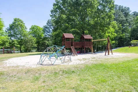 4225 Pin Oak Drive Durham NC 27707