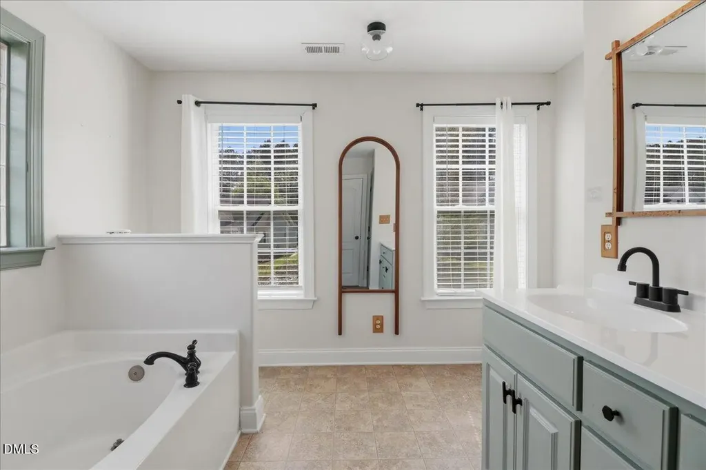 67 E Trafalgar Court Clayton NC 27520