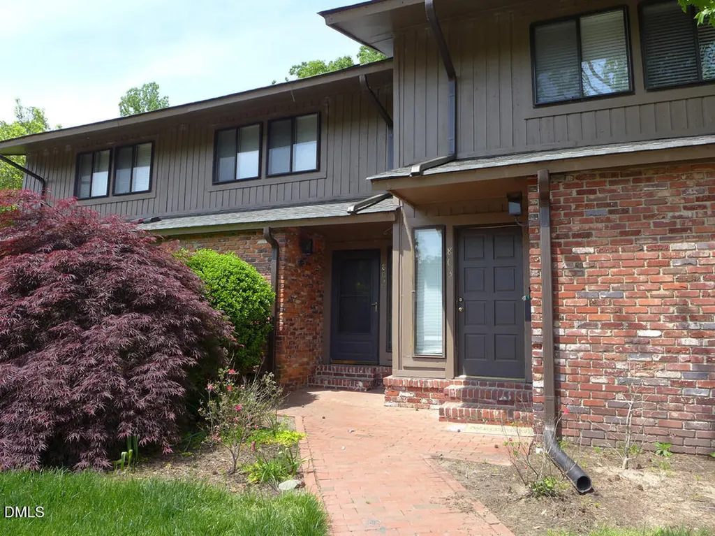 802 Oak Tree Drive Chapel Hill NC 27517