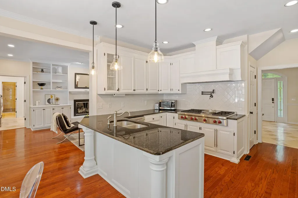 824 Pinehurst Drive Chapel Hill NC 27517