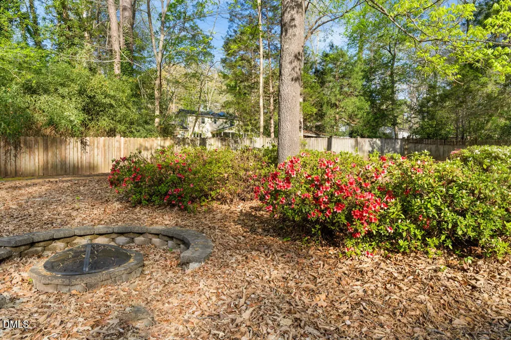 824 Pinehurst Drive Chapel Hill NC 27517