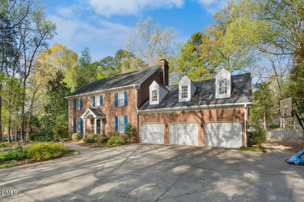 824 Pinehurst Drive Chapel Hill NC 27517