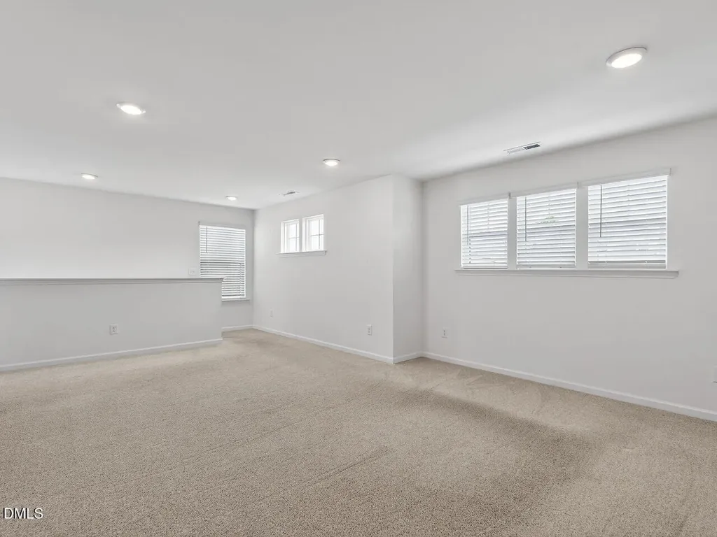 38 N District Avenue Clayton NC 27527