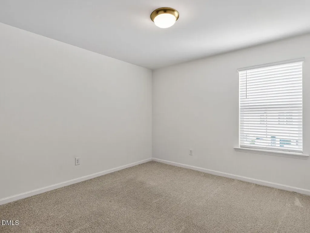 38 N District Avenue Clayton NC 27527