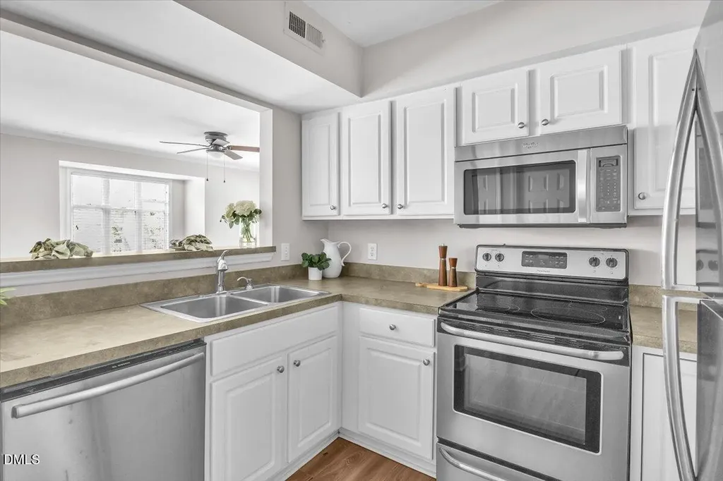 1201 Westview Lane Raleigh NC 27605