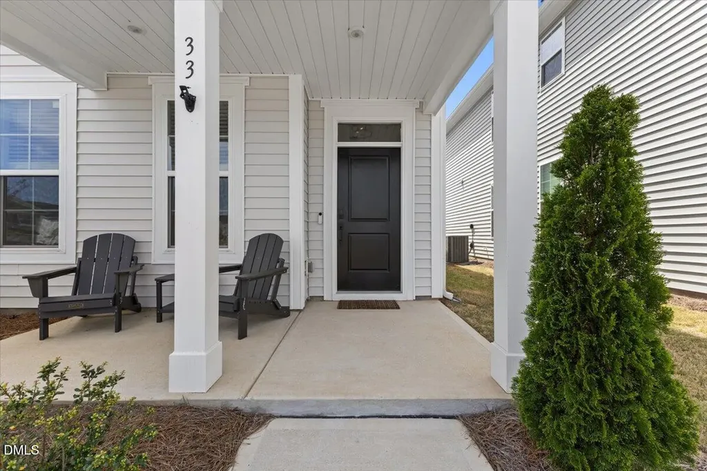 33 Pear Blossom Parkway Clayton NC 27520