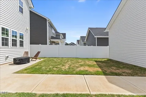 33 Pear Blossom Parkway Clayton NC 27520