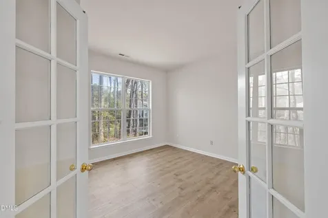 402 Sherwood Forest Place Cary NC 27519