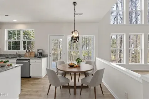 402 Sherwood Forest Place Cary NC 27519