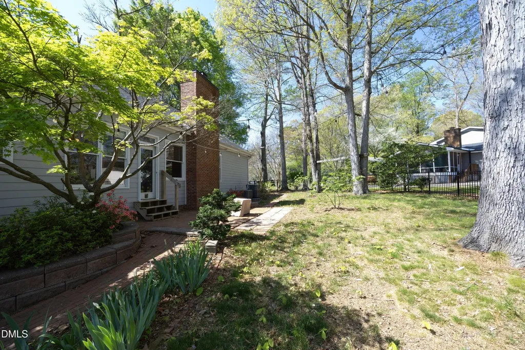 1427 Moosecreek Drive Raleigh NC 27614