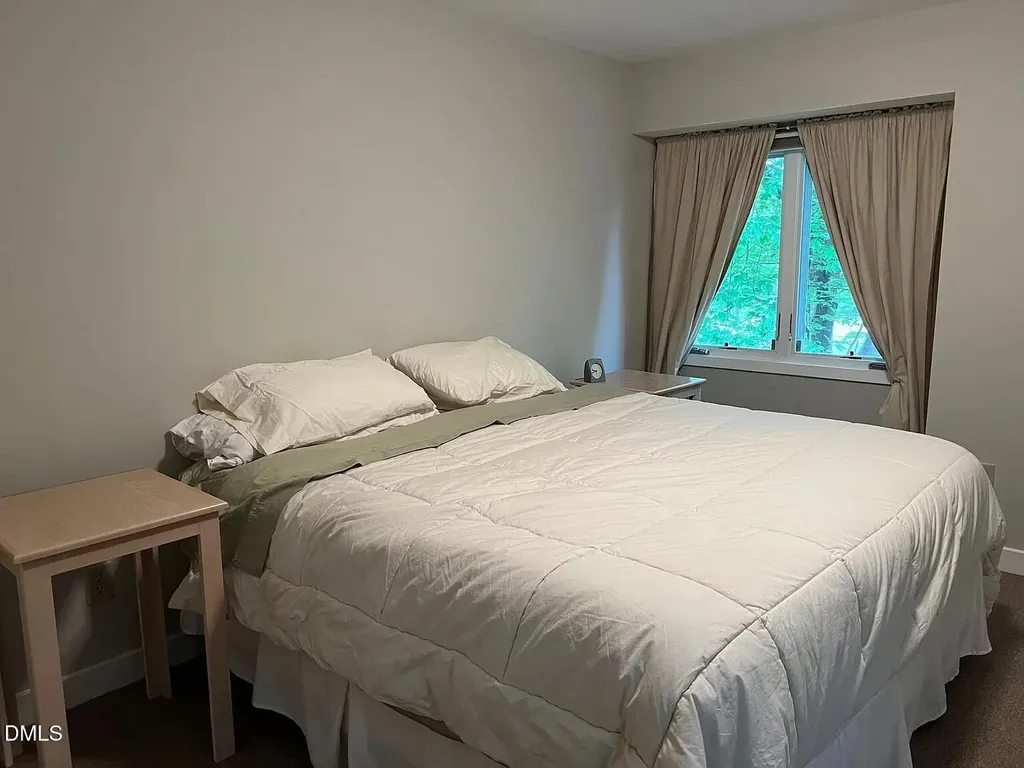 23 Bloomsbury Court Chapel Hill NC 27517