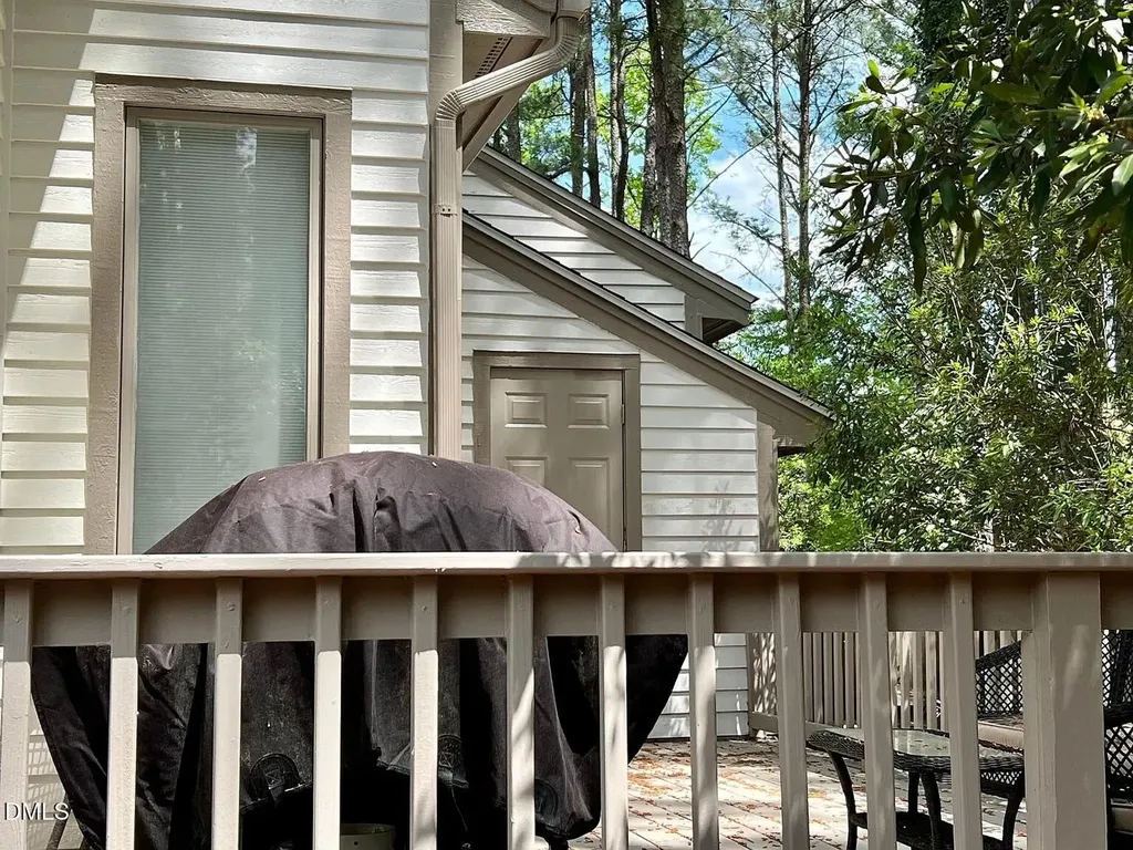 23 Bloomsbury Court Chapel Hill NC 27517
