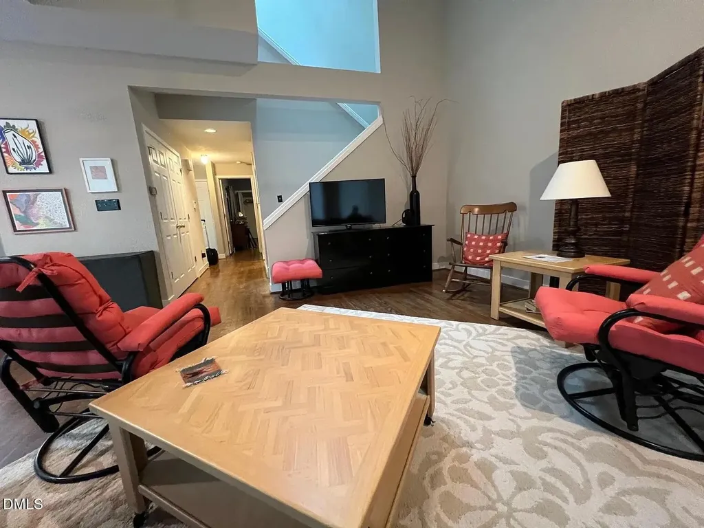 23 Bloomsbury Court Chapel Hill NC 27517