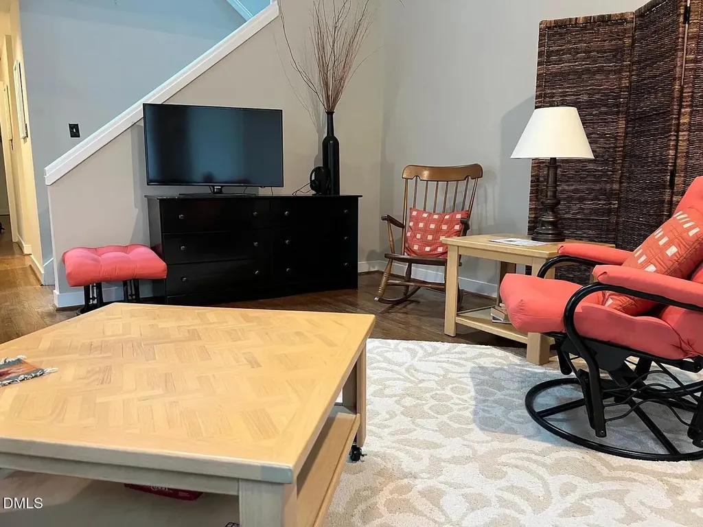 23 Bloomsbury Court Chapel Hill NC 27517