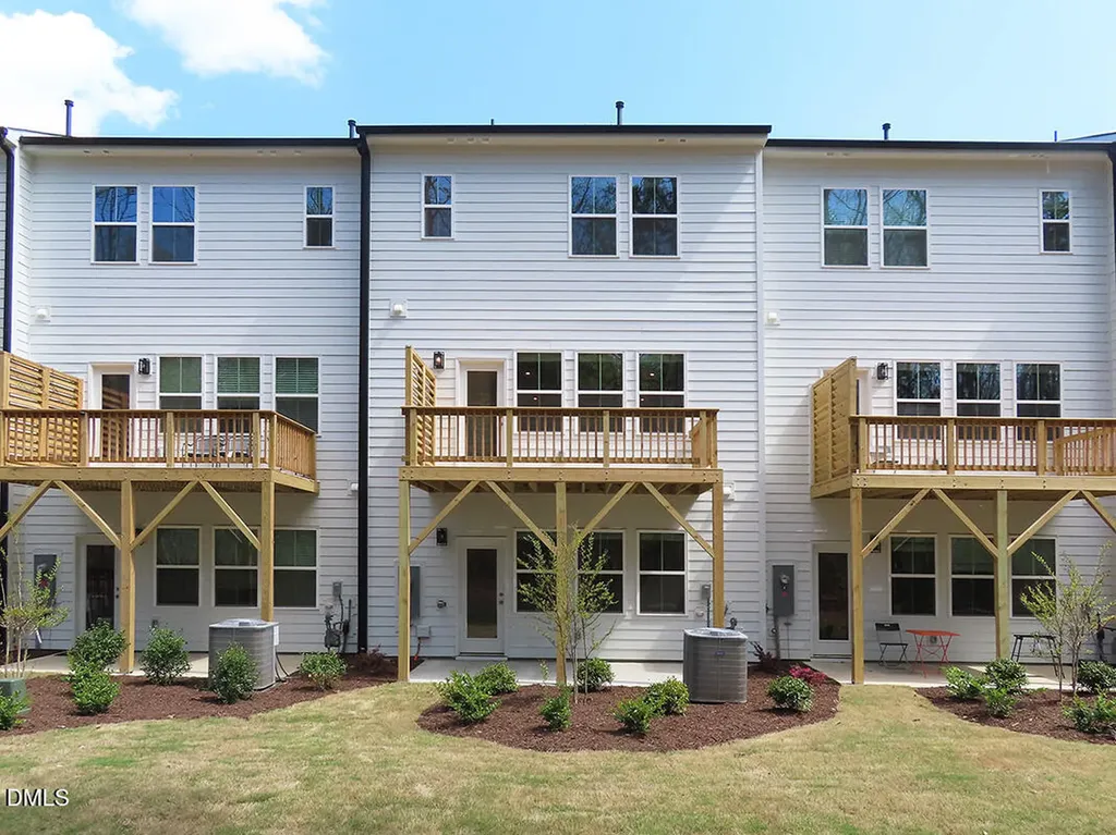2017 Trident Maple Lane Chapel Hill NC 27517