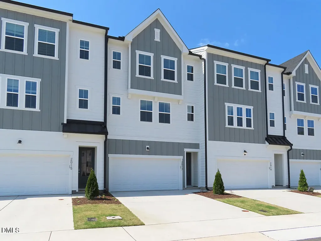 2017 Trident Maple Lane Chapel Hill NC 27517