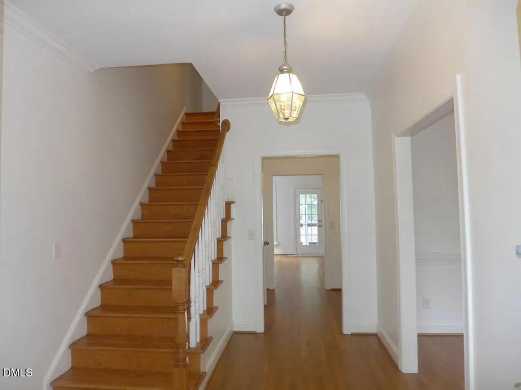 111 Tharrington Drive Chapel Hill NC 27516