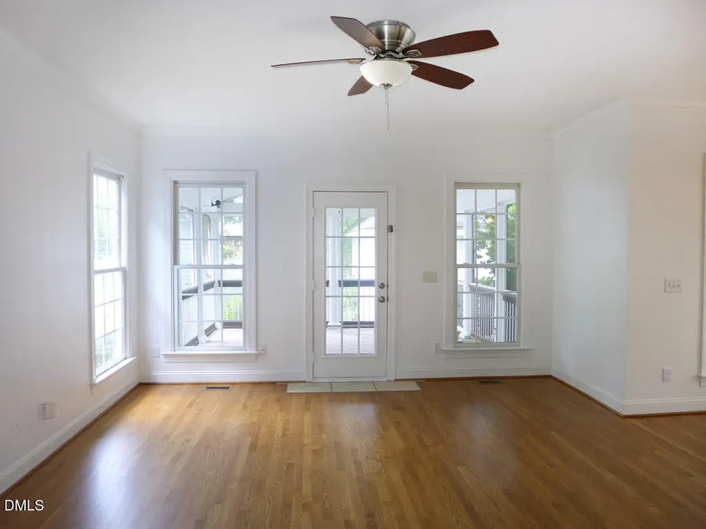 111 Tharrington Drive Chapel Hill NC 27516