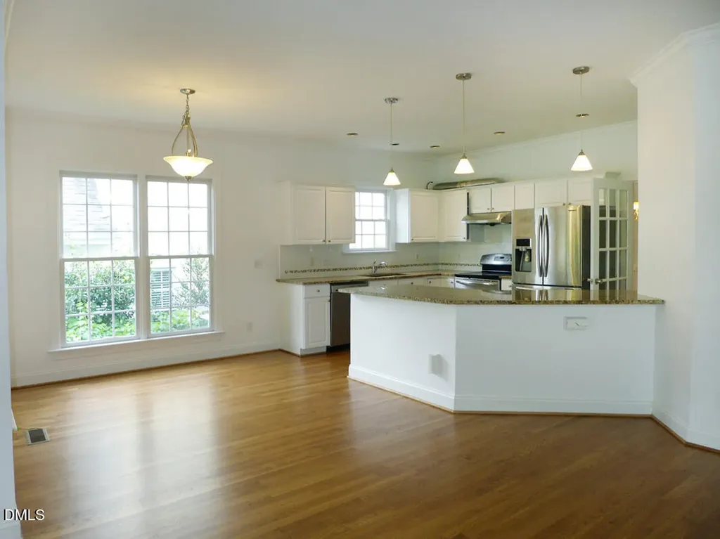 111 Tharrington Drive Chapel Hill NC 27516