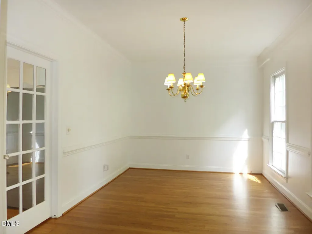 111 Tharrington Drive Chapel Hill NC 27516