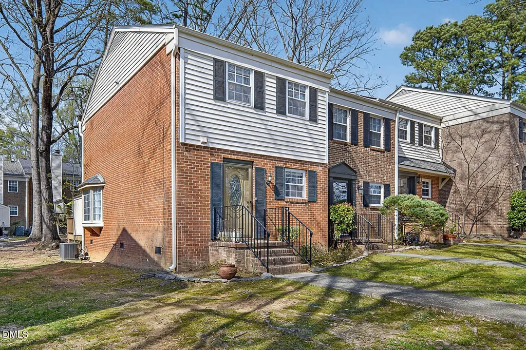 6467 New Market Way Raleigh NC 27615