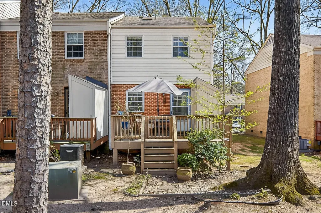 6467 New Market Way Raleigh NC 27615