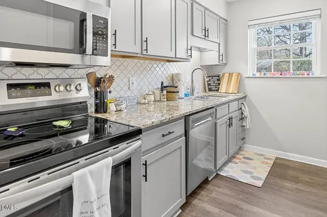 6467 New Market Way Raleigh NC 27615