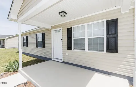 2411 Heath Lane Tarboro NC 27886
