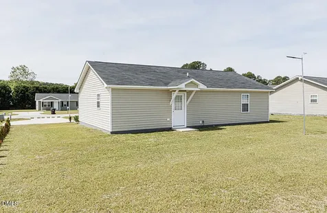 2411 Heath Lane Tarboro NC 27886